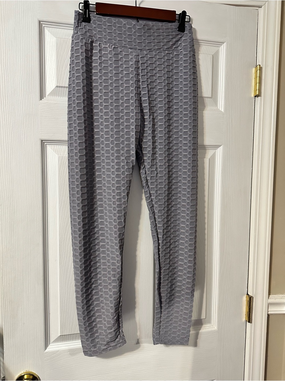 Gray Textured High-Waist Leggings
